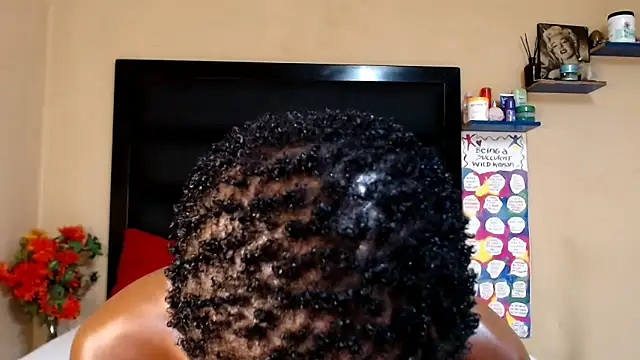 LongPussyLipsxx online show from 18, 2, 2025