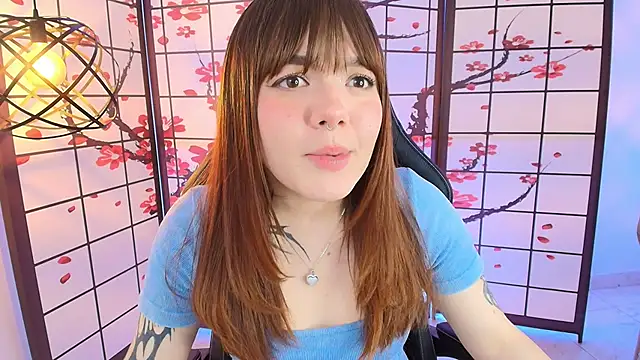 Fluffy Bubble21 online show from 8, 10, 2025