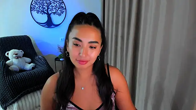 worldofkim online show from 24, 9, 2025