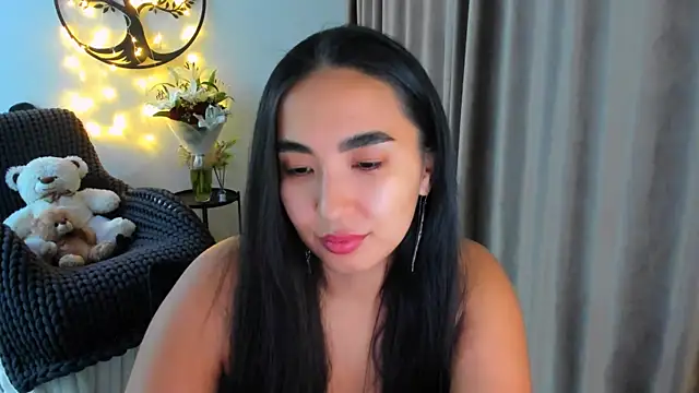 Snapshot of worldofkim chatting on 21, 2, 2026 worldofkim online show from 21, 2, 2026