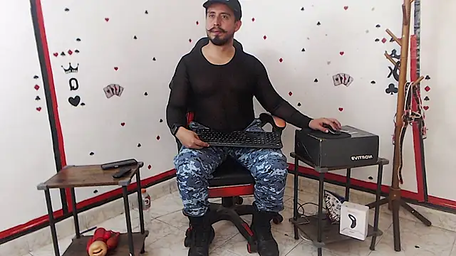 KalethBigDick online show from 8, 10, 2025