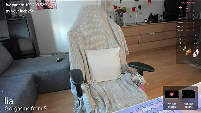 lil lia online show from 14, 3, 2025