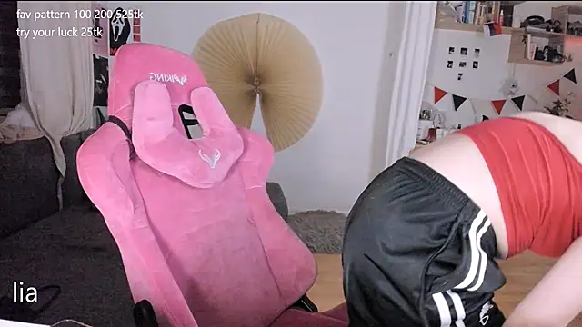 lil lia online show from 24, 11, 2025