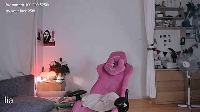 lil lia online show from 24, 6, 2026