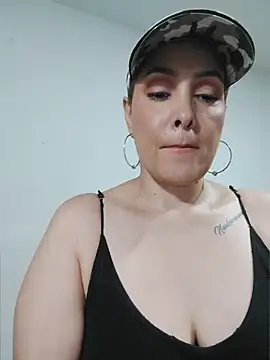 Miss Agatha online show from 17, 4, 2026