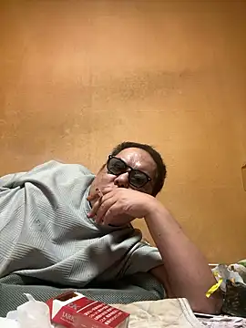 Snapshot of punk0805 chatting on 26, 9, 2025 punk0805 online show from 26, 9, 2025