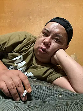 Snapshot of punk0805 chatting on 12, 10, 2025 punk0805 online show from 12, 10, 2025