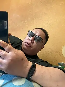 punk0805 online show from 25, 3, 2026