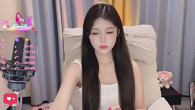 7-Love online show from 10, 4, 2026