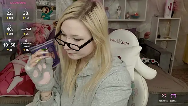 MeowkaKitty online show from 25, 2, 2026