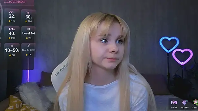 Britney Lynch online show from 19, 3, 2025