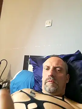 Snapshot of olivier59930 chatting on 8, 12, 2024 olivier59930 online show from 8, 12, 2024