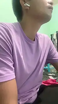 Snapshot of yObal-hot chatting on 6, 11, 2025 yObal-hot online show from 6, 11, 2025