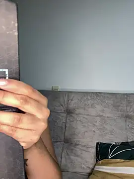 Zarah Blare online show from 4, 2, 2025