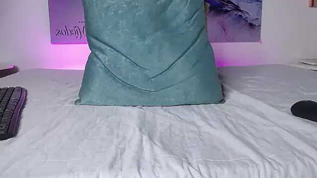 Snapshot of Benjamingrey@xh chatting on 11, 11, 2025 Benjamingreyxh online show from 11, 11, 2025