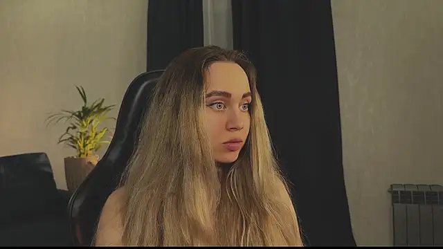 hotexclusive  online show from 22, 3, 2025