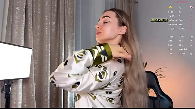 hotexclusive  online show from 24, 9, 2025