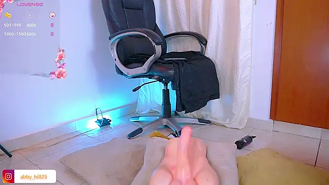 abbyhill27 online show from 8, 2, 2025