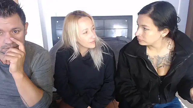 sexy girls1 online show from 27, 7, 2026