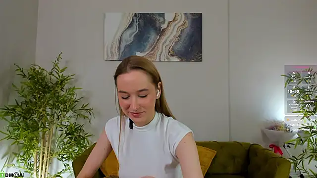 Snapshot of Sweett_Monica chatting on 2, 3, 2026 Sweett Monica online show from 2, 3, 2026