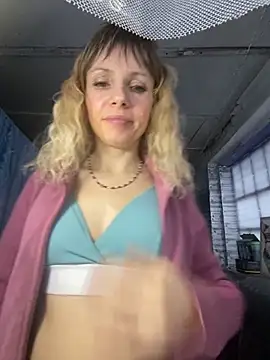 Anita-Smith online show from 12, 12, 2024