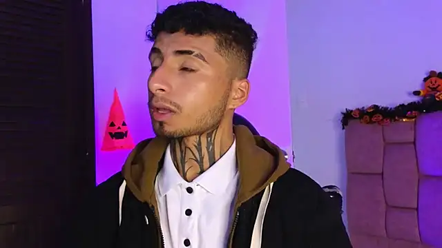 JuanCamiilo 66 online show from 28, 10, 2025