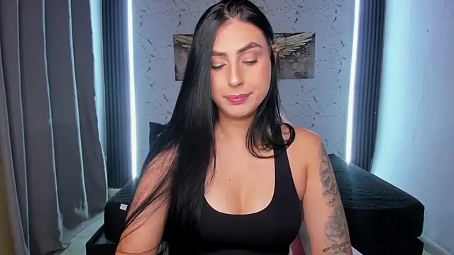 Snapshot of Valerie_Corthez chatting on 15, 7, 2026 Valerie Corthez online show from 15, 7, 2026