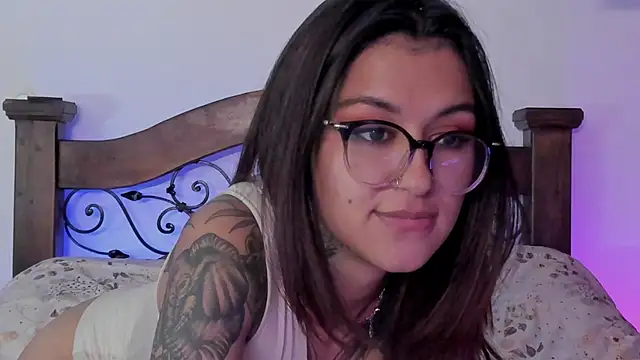 noemi foxxx online show from 17, 1, 2025