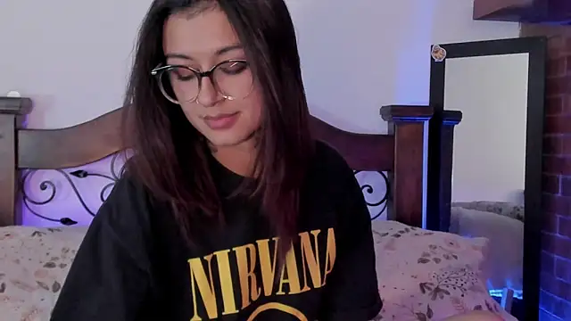 noemi foxxx online show from 23, 1, 2025