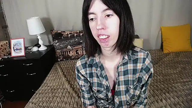 Snapshot of Unusual_G chatting on 10, 1, 2025 Unusual G online show from 10, 1, 2025