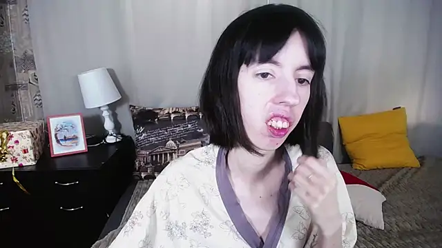 Snapshot of Unusual_G chatting on 3, 2, 2025 Unusual G online show from 3, 2, 2025