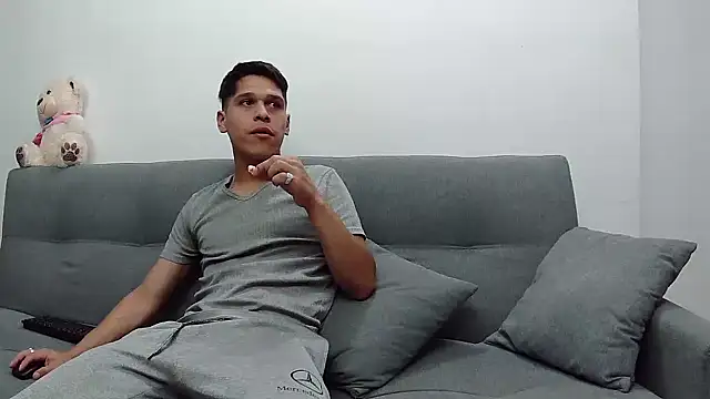 Katalleya jyj online show from 23, 1, 2025