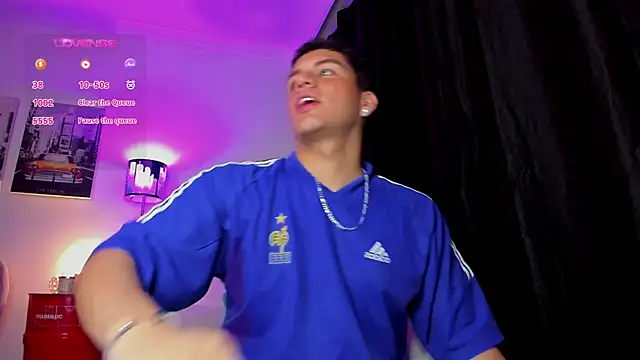 Curlblue online show from 2, 12, 2024