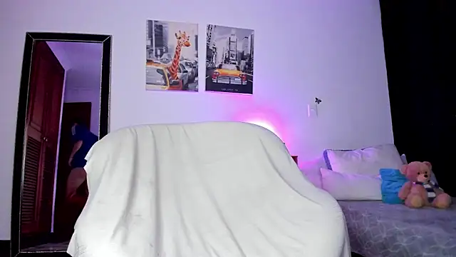 Curlblue online show from 23, 12, 2024