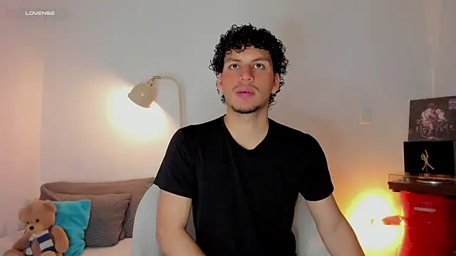 Curlblue online show from 12, 9, 2025