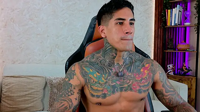 AdanReilly online show from 2, 4, 2026