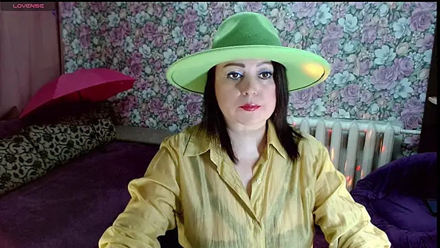 Julia-ru online show from 14, 5, 2026