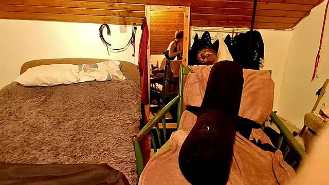 Hot Colettte online show from 23, 2, 2025