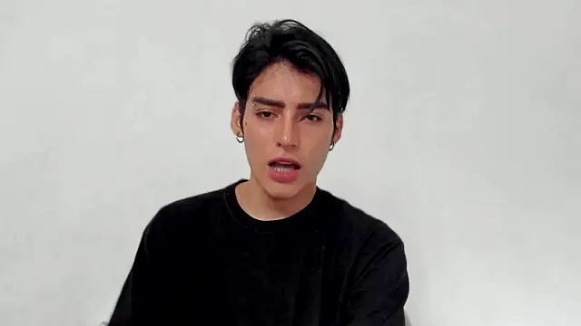 Snapshot of sebas_rose chatting on 4, 12, 2024 sebas rose online show from 4, 12, 2024