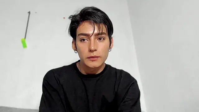 Snapshot of sebas_rose chatting on 6, 12, 2024 sebas rose online show from 6, 12, 2024