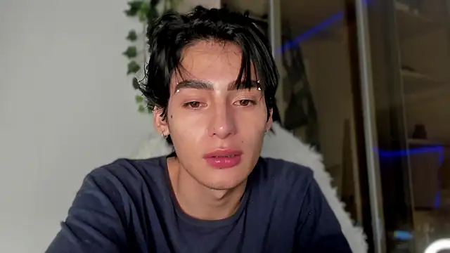 Snapshot of sebas_rose chatting on 8, 3, 2025 sebas rose online show from 8, 3, 2025