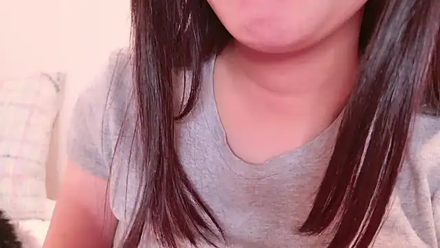 Snapshot of _Sakiii_ chatting on 29, 9, 2025  Sakiii  online show from 29, 9, 2025