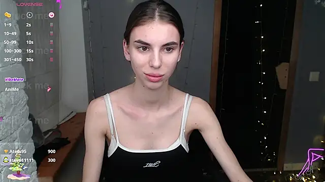 EmmyGreans online show from 10, 12, 2024