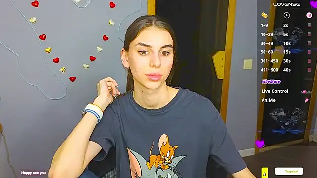 EmmyGreans online show from 27, 2, 2025