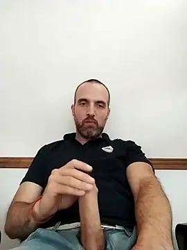 leon3875 online show from 16, 12, 2024