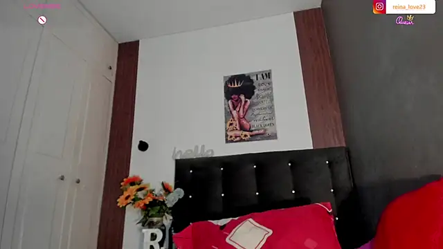Reina Love2 online show from 13, 7, 2026