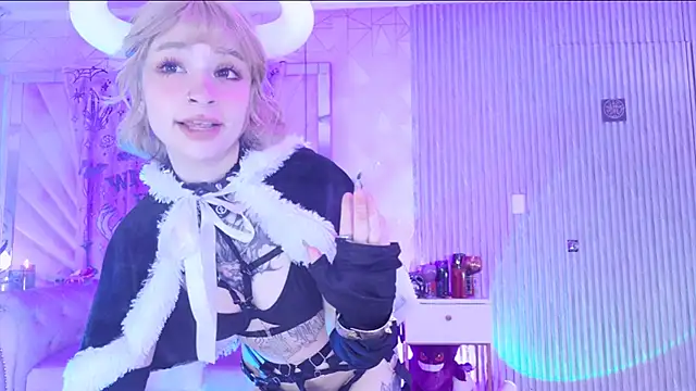 Snapshot of zephirahabney chatting on 13, 12, 2025 zephirahabney online show from 13, 12, 2025