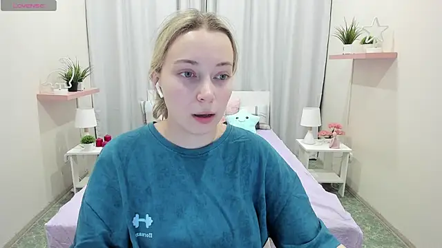 Snapshot of TiffanyBatson chatting on 29, 12, 2024 TiffanyBatson online show from 29, 12, 2024