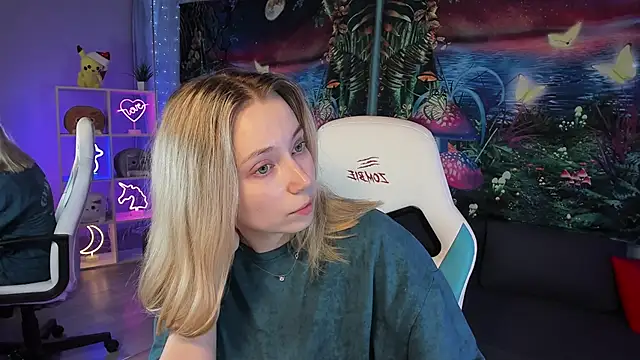 Snapshot of TiffanyBatson chatting on 20, 1, 2025 TiffanyBatson online show from 20, 1, 2025