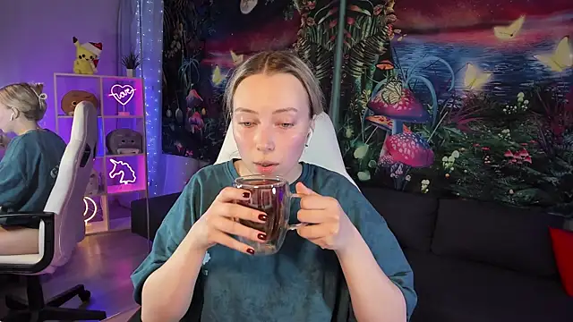 Snapshot of TiffanyBatson chatting on 31, 1, 2025 TiffanyBatson online show from 31, 1, 2025